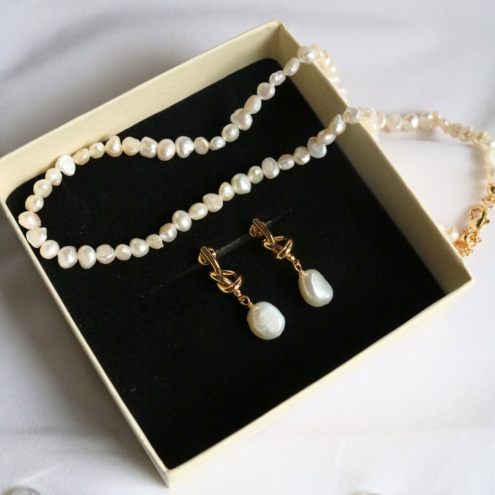 Pearl Set‎